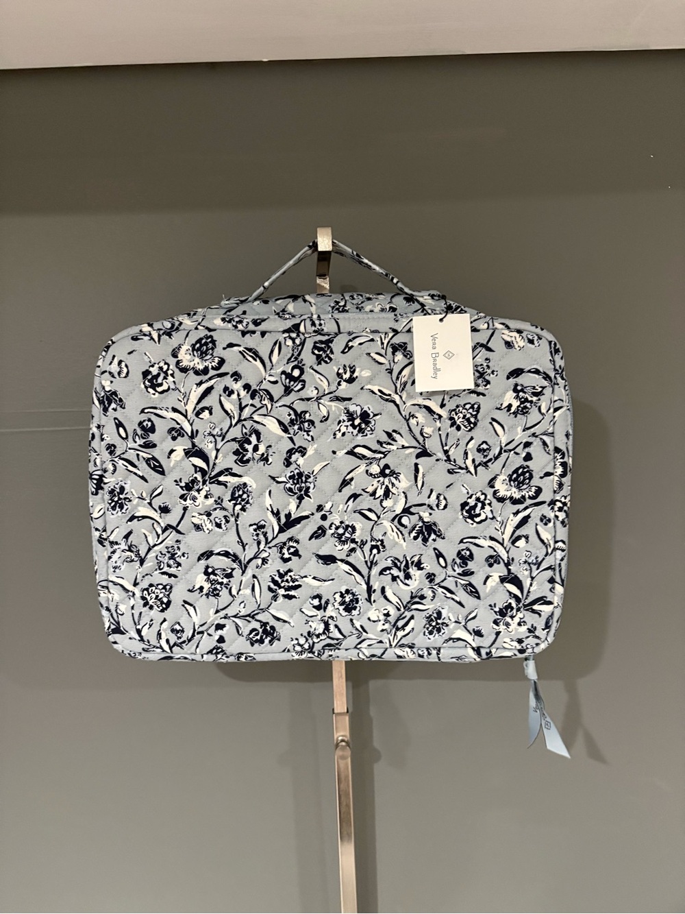Vera Bradley Light Blue Floral Travel Case